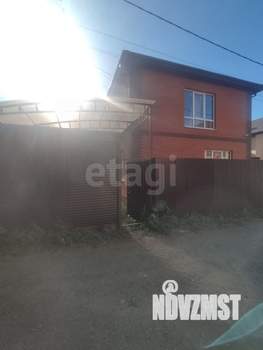 Дом 200м&sup2;, 2-этажный, участок 5 сот.  