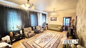 Дом 182м², 2-этажный, участок 9 сот.  