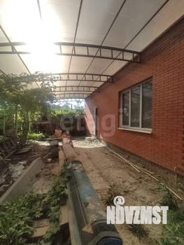 Дом 200м&sup2;, 2-этажный, участок 5 сот.  