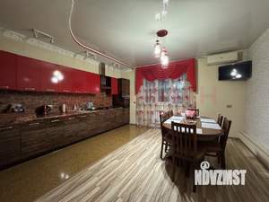 Дом 130м², 2-этажный, участок 3 сот.  