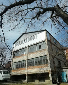 Дом 460м&sup2;, 3-этажный, участок 7 сот.  