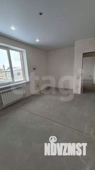 Дом 175м&sup2;, 2-этажный, участок 4 сот.  