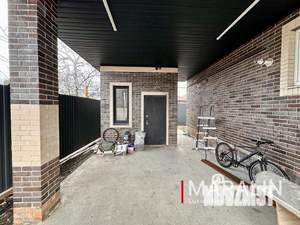 Дом 170м&sup2;, 2-этажный, участок 3 сот.  