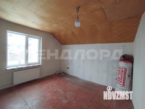 Дом 90м&sup2;, 2-этажный, участок 4 сот.  