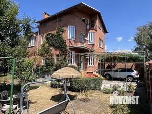 Дом 400м², 3-этажный, участок 6 сот.  