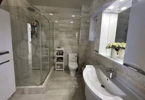 Дом 170м&sup2;, 2-этажный, участок 3 сот.  