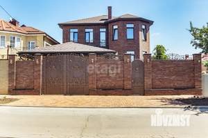 Дом 350м², 3-этажный, участок 5 сот.  