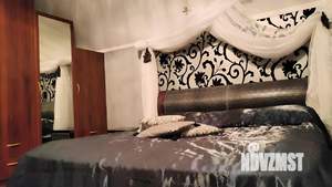 Дом 187м², 3-этажный, участок 3 сот.  