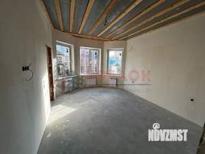 Дом 147м&sup2;, 2-этажный, участок 3 сот.  