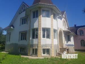 Дом 575м², 2-этажный, участок 8 сот.  
