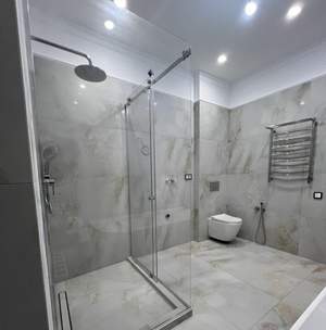 Дом 220м&sup2;, 2-этажный, участок 6 сот.  