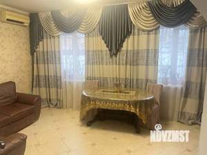 Дом 120м&sup2;, 2-этажный, участок 4 сот.  