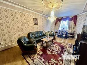 Дом 292м², 2-этажный, участок 4 сот.  