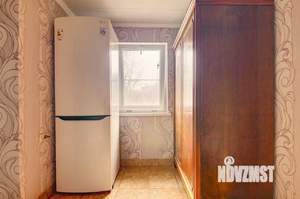 Дом 63м&sup2;, 2-этажный, участок 6 сот.  