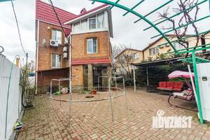 Дом 255м², 4-этажный, участок 4 сот.  