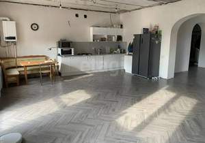 Дом 163м&sup2;, 2-этажный, участок 3 сот.  