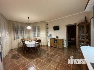 Дом 400м², 2-этажный, участок 10 сот.  