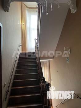 Дом 870м², 4-этажный, участок 2 сот.  