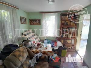 Дом 50м&sup2;, 2-этажный, участок 6 сот.  