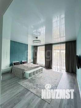 Дом 163м&sup2;, 2-этажный, участок 4 сот.  