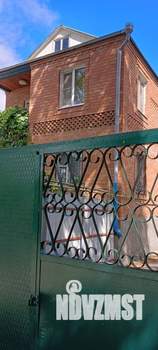 Дом 143м&sup2;, 3-этажный, участок 2 сот.  