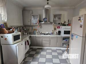 Дом 565м², 3-этажный, участок 242 сот.  
