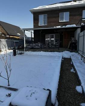 Дом 150м&sup2;, 2-этажный, участок 4 сот.  