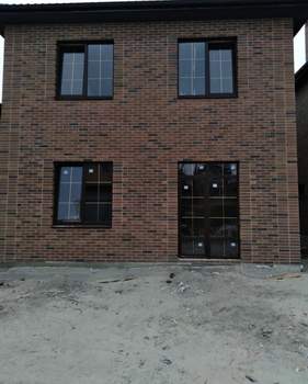 Дом 130м&sup2;, 2-этажный, участок 4 сот.  