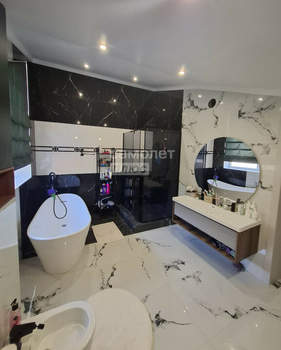 Дом 217м², 2-этажный, участок 3 сот.  