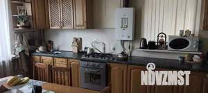 Дом 250м&sup2;, 2-этажный, участок 4 сот.  