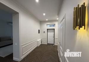 Дом 200м&sup2;, 2-этажный, участок 3 сот.  