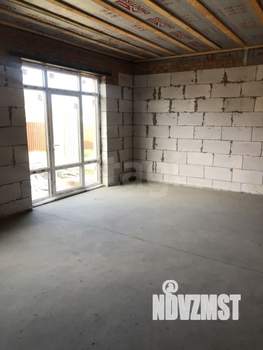 Дом 105м&sup2;, 1-этажный, участок 3 сот.  