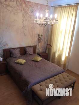 Дом 436м&sup2;, 2-этажный, участок 10 сот.  