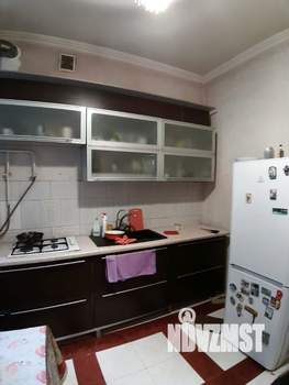Дом 220м², 2-этажный, участок 4 сот.  