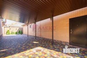 Дом 210м², 1-этажный, участок 4 сот.  