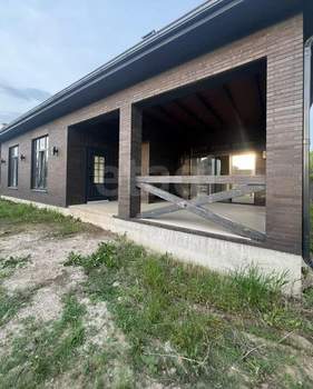 Дом 180м&sup2;, 1-этажный, участок 6 сот.  