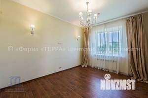 Коттедж 300м², 2-этажный, участок 6 сот.  