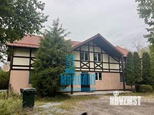 Дом 300м², 2-этажный, участок 15 сот.  