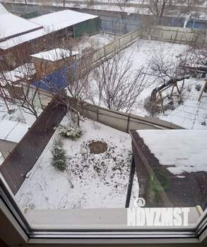 Дом 330м&sup2;, 3-этажный, участок 5 сот.  