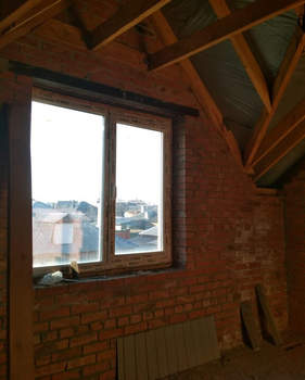 Дом 135м&sup2;, 2-этажный, участок 3 сот.  