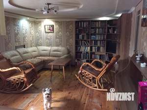 Дом 220м², 3-этажный, участок 12 сот.  