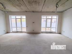 Дом 200м&sup2;, 3-этажный, участок 4 сот.  