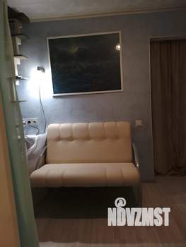 Дом 50м², 2-этажный, участок 3 сот.  