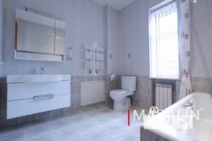 Дом 250м², 3-этажный, участок 8 сот.  