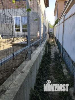 Дом 220м², 2-этажный, участок 6 сот.  