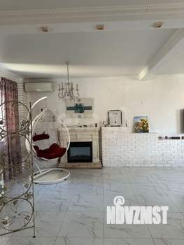 Дом 152м², 3-этажный, участок 3 сот.  