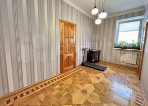 Дом 292м&sup2;, 3-этажный, участок 6 сот.  