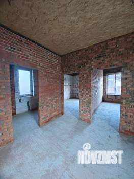 Дом 140м², 2-этажный, участок 5 сот.  