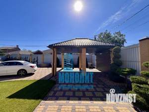 Дом 255м&sup2;, 2-этажный, участок 7 сот.  