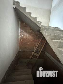 Дом 240м², 2-этажный, участок 3 сот.  